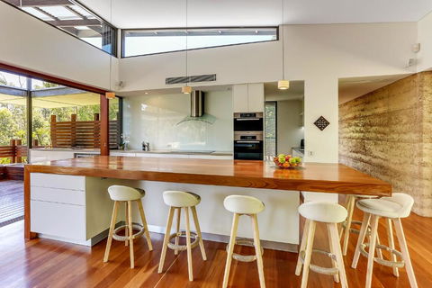 Calanthe Acreage Doonan - Accommodation Sunshine Coast 4
