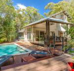 7 Naiad Court Rainbow Shores Perfect Beach House Swimming Pool  Walk To Beach Aircon Wi Fi - Accommodation Sunshine Coast