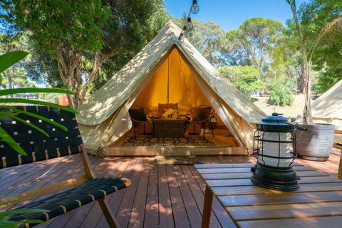 Castlemaine Gardens Luxury Glamping - Accommodation Sunshine Coast 4