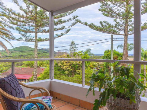 EAST COAST ESCAPES Lighthouse Studio - Accommodation Sunshine Coast 2