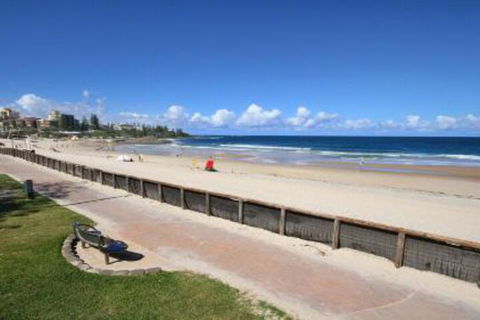 Alinga Unit 4 Amazing Ocean Views - Accommodation Sunshine Coast 2