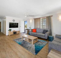Comfy  Cosy Upstairs - Accommodation Sunshine Coast