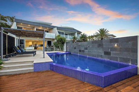Beachfront #12 - Accommodation Sunshine Coast 2