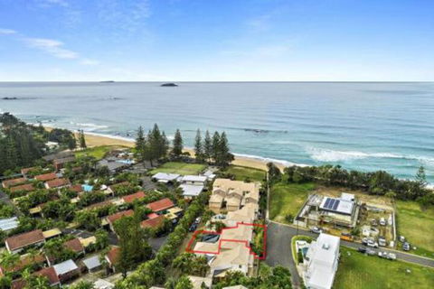 Beachside At Sapphire - Accommodation Sunshine Coast 0
