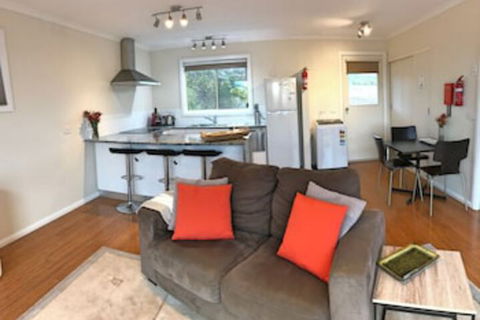 Angasi Apartment On Highcrest - Accommodation Sunshine Coast 0