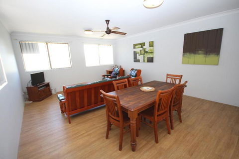 Pacific Court Coffs Harbour NSW - Accommodation Sunshine Coast 3
