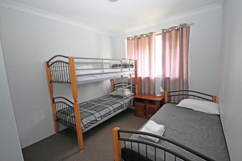 Pacific Court Coffs Harbour NSW - Accommodation Sunshine Coast 6