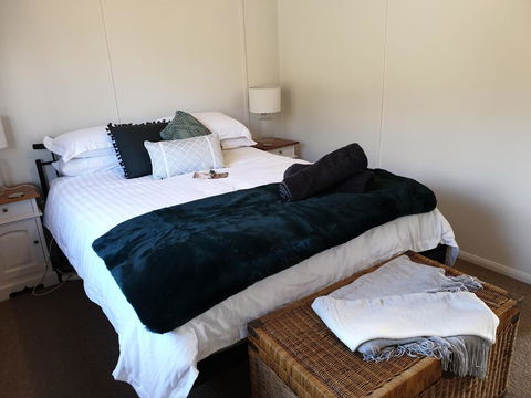 R & R On The Ravine - Accommodation Sunshine Coast 1