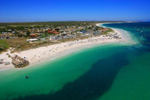 Blue Sky Escapes Beach House Ledge Point - Accommodation Sunshine Coast 4