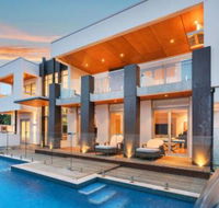 Opulent Oasis - Accommodation Sunshine Coast