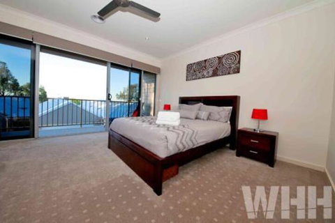 Adelphi Views On Luton Woodlands - Accommodation Sunshine Coast 7