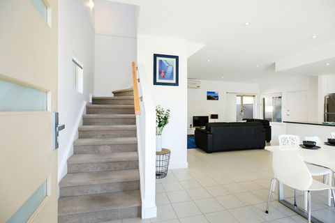 Blue Zone - Accommodation Sunshine Coast 1