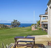 Whale Studio 1a Ocean Street - Accommodation Sunshine Coast