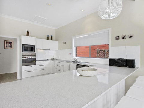 Fairwater In Mollymook - Accommodation Sunshine Coast 5