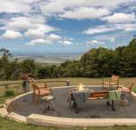 Captains Lookout elevated ocean views rural stay - Accommodation Sunshine Coast