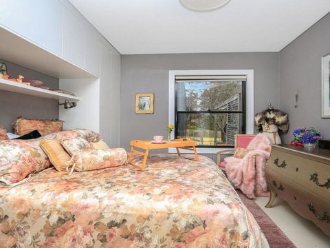 Lovett Quirky Stylish With A Bush Backdrop - Accommodation Sunshine Coast 3