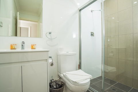 Peaceful 2kingbed Rootyhill Townhouse Near Station - Accommodation Sunshine Coast 6