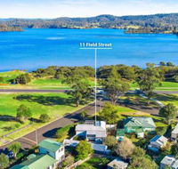 Kesla Beach House - Accommodation Sunshine Coast