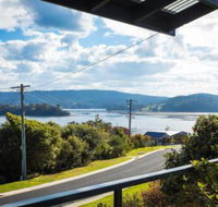 Inlet Views at 20 The Loop - Accommodation Sunshine Coast