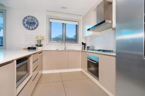 Samar Cove Unit 8 - Accommodation Sunshine Coast 4