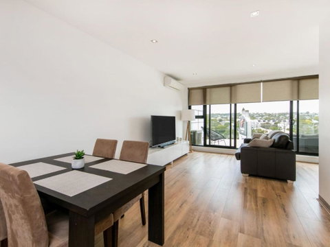 NORTH POINT RETREAT MORNINGTON - Accommodation Sunshine Coast 5