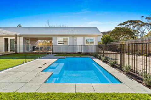 Birdrock Beach Bed & Breakfast - Accommodation Sunshine Coast 0