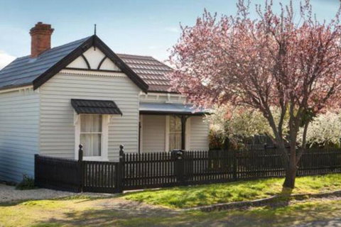 Wormwood House - Accommodation Sunshine Coast 0