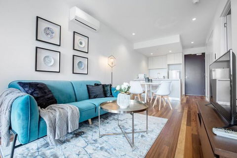 Elegant 2br@footscray Station - Accommodation Sunshine Coast 3
