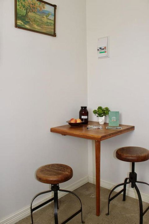 Wormwood Studio - Accommodation Sunshine Coast 7