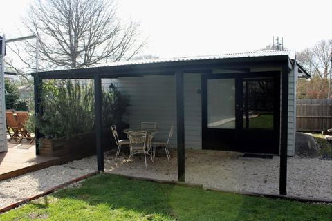 Wormwood Studio - Accommodation Sunshine Coast 2