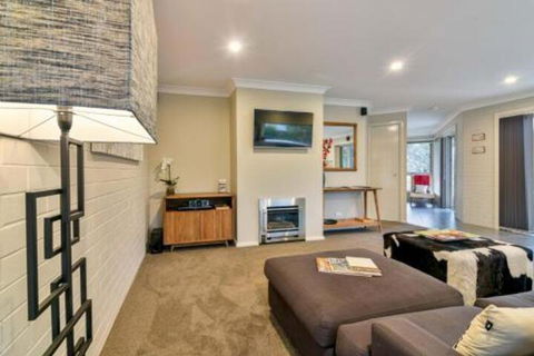 Lakeview Luxury Retreat - Accommodation Sunshine Coast 2