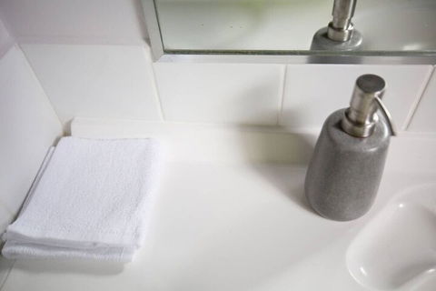 Sweethome2br@highton+parking - Accommodation Sunshine Coast 5