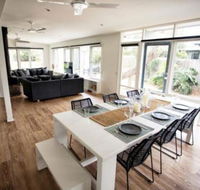 LONSDALE on GLANEUSE - Accommodation Sunshine Coast