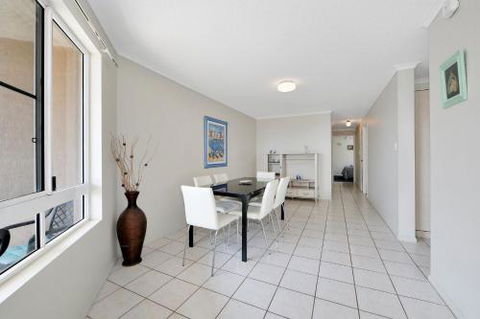 Bikinis & Martinis At Points North - Accommodation Sunshine Coast 3