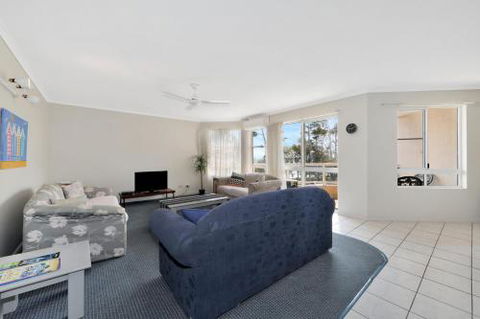 Bikinis & Martinis At Points North - Accommodation Sunshine Coast 6