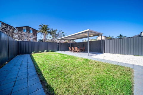 Kairos In Keswick Wifi Netflix Nespresso - Accommodation Sunshine Coast 6