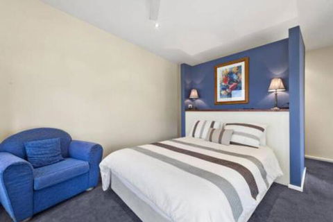SEA SPECTACULAR Seconds From The Beach! - Accommodation Sunshine Coast 4