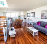 BELLA CASA - Accommodation Sunshine Coast