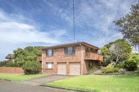 Deering 106 ULLADULLA - Accommodation Sunshine Coast 3