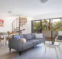 20 Booneroo  Walk To The Beach - Accommodation Sunshine Coast
