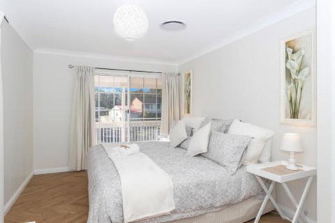 Macleay Street 23 Narrawallee - Accommodation Sunshine Coast 4