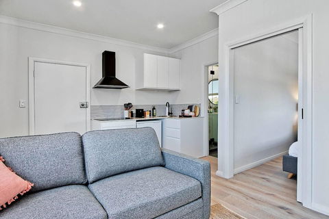 1 Bedroom Apt With Air Conditioning In Plympton - Accommodation Sunshine Coast 5