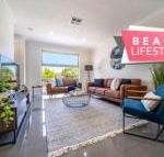 Coast on Clovelly Close to the beach Wifi Nespresso - Accommodation Sunshine Coast