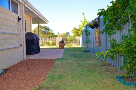 Byford House In The Glades - Accommodation Sunshine Coast 5