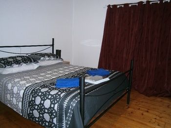 Aussie Bacon & Eggs Cottages - Accommodation Sunshine Coast 6