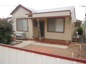 Aussie Bacon & Eggs Cottages - Accommodation Sunshine Coast 2