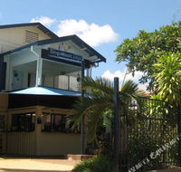 Dingo Moon Lodge Hostel - Accommodation Sunshine Coast