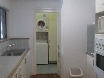 Petrel Deluxe Villa - Accommodation Sunshine Coast 3