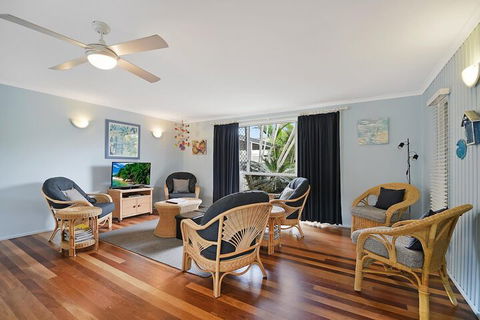Allamanda Sands - 23 Oriole Avenue - Accommodation Sunshine Coast 4