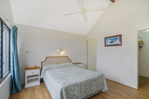 Galleries 3 - 3/28 Peregian Esplanade - Accommodation Sunshine Coast 4